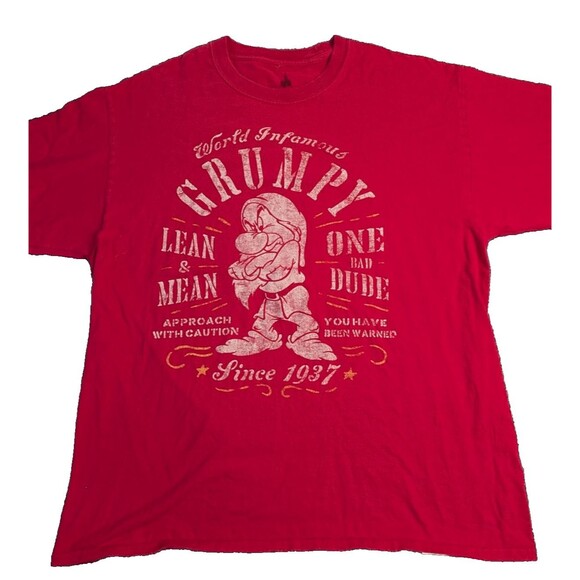 Official Disney Parks Snow White Grumpy Shirt Mens Large Red Graphic Tee Thug Lg - Picture 1 of 12